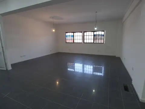OPORTUNIDAD OFICINA 7 AMBIENTES ESCUCHA OFERTAS