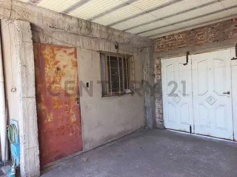 Venta casa de 2 ambientes Lanús Este