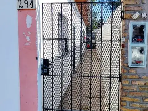 Depto Tipo Casa en Alquiler en Libertad, $ 300.000