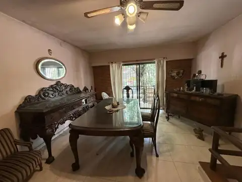 Departamento tipo casa en venta en Villa Pueyrredon