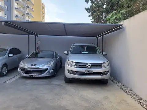 EN VENTA EN CASEROS COCHERA SEMI CUBIERTA MUY BIEN UBICADA - FICHA 8700