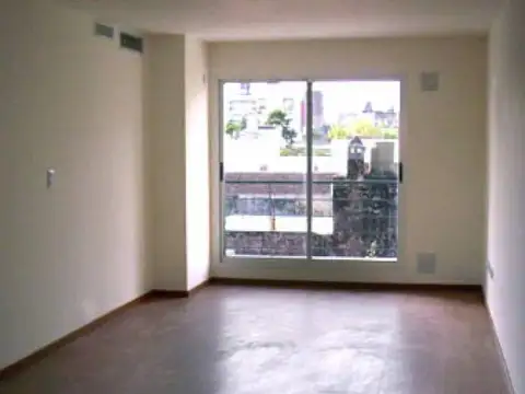 Oficina en Venta en Nuestra Señora De Lourdes, USD 165.000