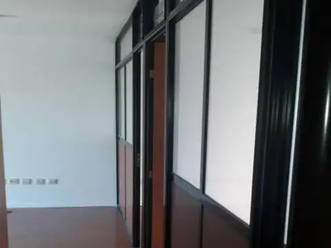 Oficina en Venta en Nuestra Señora De Lourdes, USD 165.000