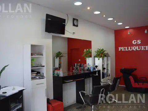 LOCAL EN VILLA ADELINA