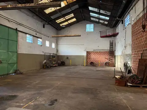 Galpon en Venta en Lanus Oeste, USD 330.000