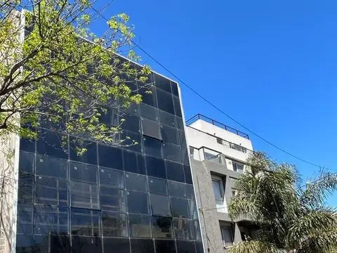 Edificio comercial en Liniers