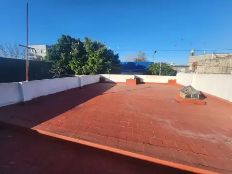 Depto Tipo Casa en Venta en Caseros, USD 83.000