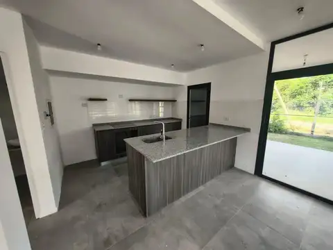 VENTA CASA DUPLEX 4 AMBIENTES INGRESO + CUOTAS