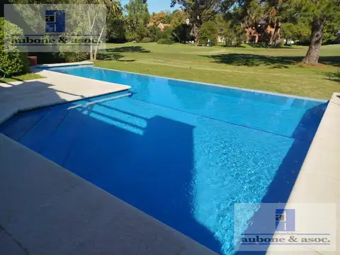 Casa en Alquiler de 4 dormitorios