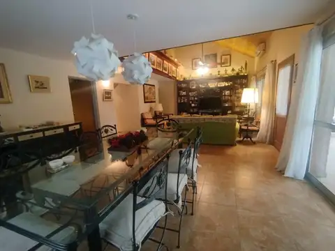Casa en Alquiler al Oeste