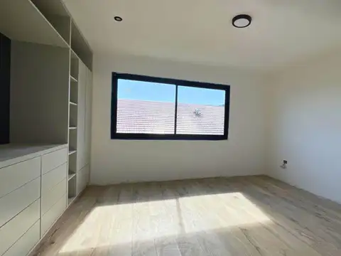 DUPLEX EN VENTA A ESTRENAR APTO CREDITO