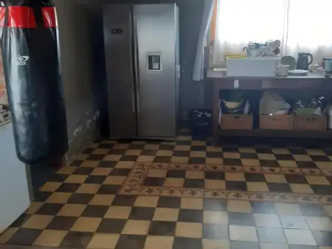 Casa en venta - 2 Dormitorios 1 Baño - Exaltación de la Cruz