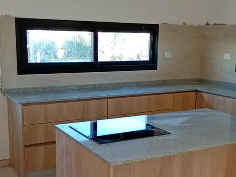 Casa en Venta en San Sebastian, USD 239.000