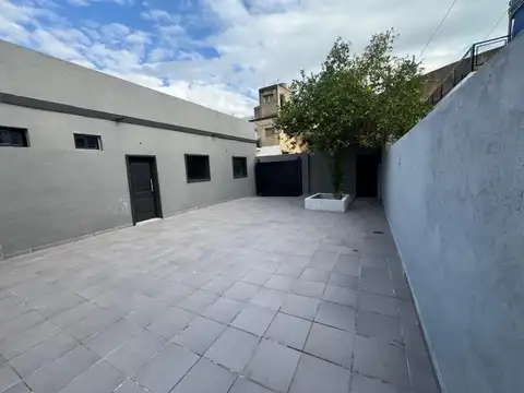 COMPLEJO DE 3 DEPARTAMENTOS EN PH