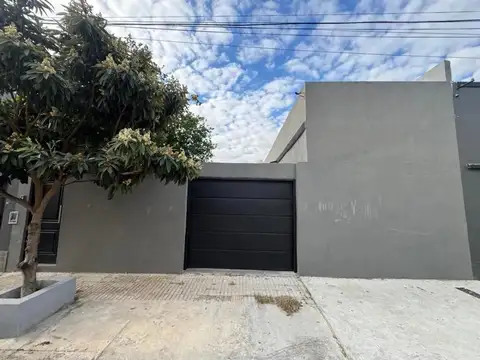 Depto Tipo Casa en Venta de 3 dormitorios