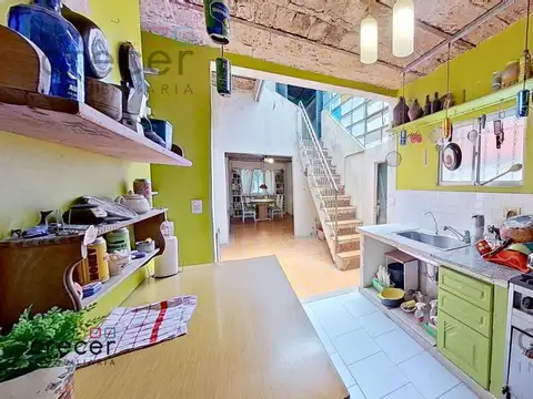Venta PH 4 ambientes con entrada independiente terraza y quincho sin expensas Villa del Parque
