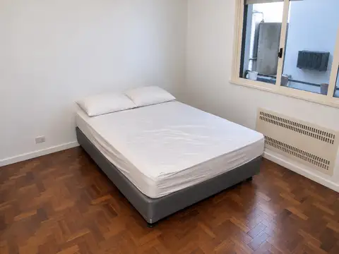 Aráoz 2400, Piso 4