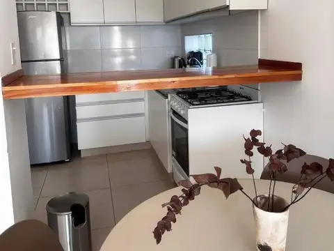 VENTA DEPARTAMENTO 2 AMBIENTES QUILMES OESTE + COCHERA