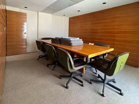 Oficina en Venta 20 años