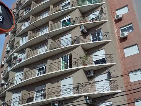 Cochera descubierta  en venta ubicado en Muñiz Edificio ISA 4