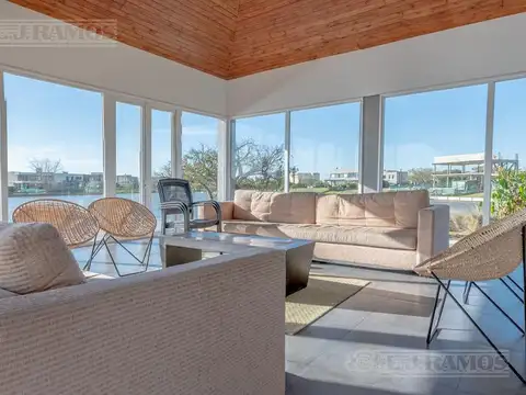 Av de los lagos El canton