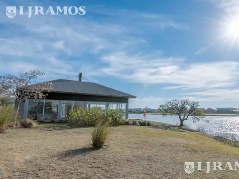 Av de los lagos El canton