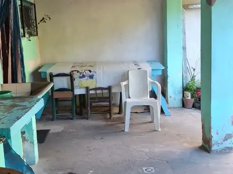 Casa a la venta en 12 de octubre al 1700- Goya