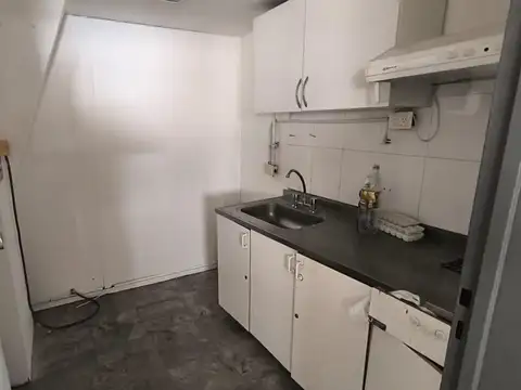 Oficina en Alquiler 50 años