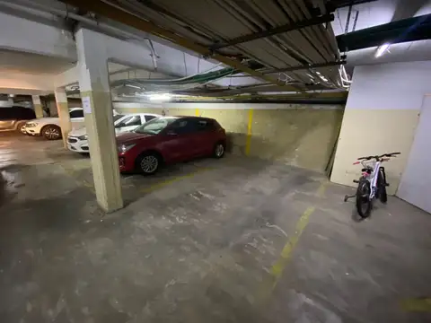 Cochera fija cubierta en Villa Crespo