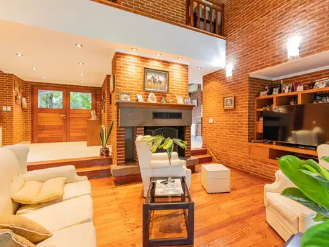 Casa en Venta en Quilmes, USD 695.000