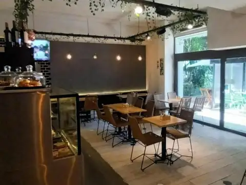 Local Comercial en Venta - Villa Urquiza Apto Gastronómico
