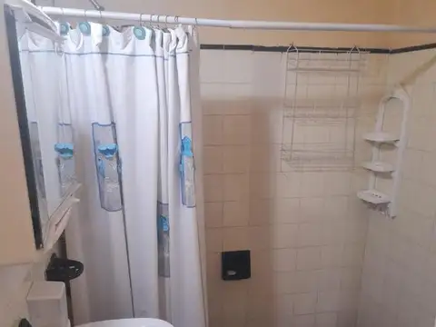Depto Tipo Casa en Venta en Ramos Mejia, USD 62.000