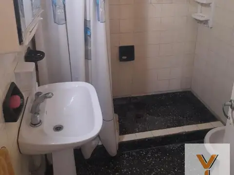 Depto Tipo Casa en Venta en Ramos Mejía, USD 62.000