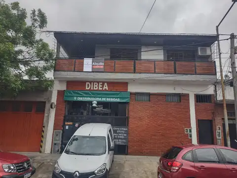 departamento tipo PH de 3 ambientes mas escritorio