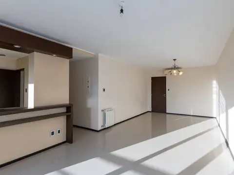 Departamento 4 ambientes con 2 baños