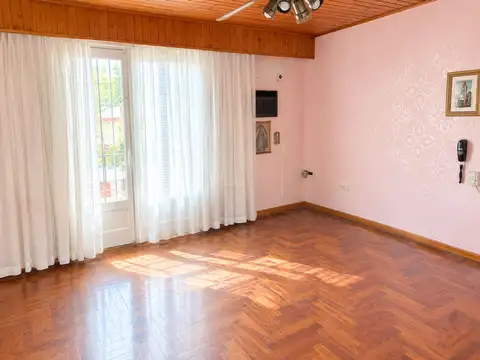 Depto Tipo Casa en Venta 36 años