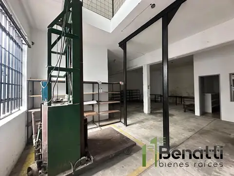 Galpon en Alquiler en Ramos Mejía, $ 1.300.000