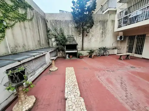 Departamento 5 ambientes con 4 baños