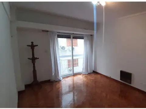 EXCELENTE Y COMODO DEPARTAMENTO EN ALQUILER  2 AMB A METROS AV RIVADAVIA CARABOBO SUBTE