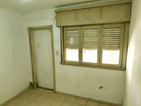 Juan domingo peron 2428. Entre Lisandro De La Torre y Estanislao Del Campo