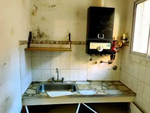 Depto Tipo Casa en Venta en Quilmes, USD 63.000