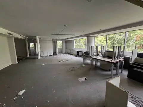 Encarnación Ezcurra 300, Piso 2