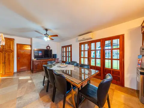 Casa en Venta en Alberdi, USD 340.000