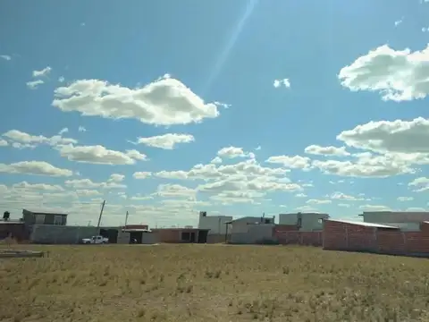 LOTE EN BARRIO SANTA ANA GLEW LISTO PARA ESCRITURAR 