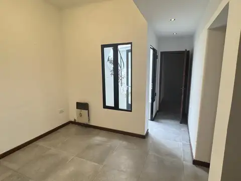 Planta alta dos dormitorios en alquiler en Centro