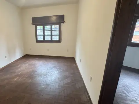 Depto Tipo Casa en Alquiler de 2 dormitorios