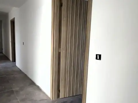 Oficina en Alquiler en Bella Vista, USD 1.300