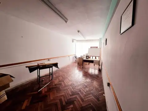 Oficina en Venta al Este