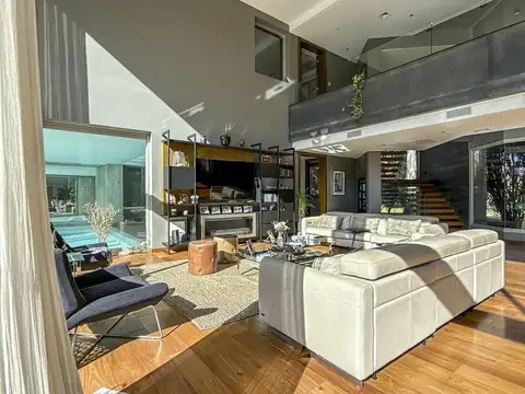 Casa en Alquiler de 4 dormitorios