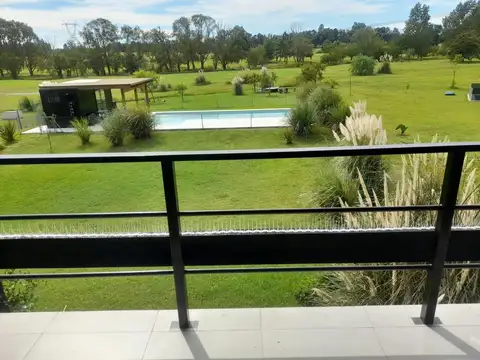 ALQUILER EXCLUSIVA CASA EN MEDAL C.C.